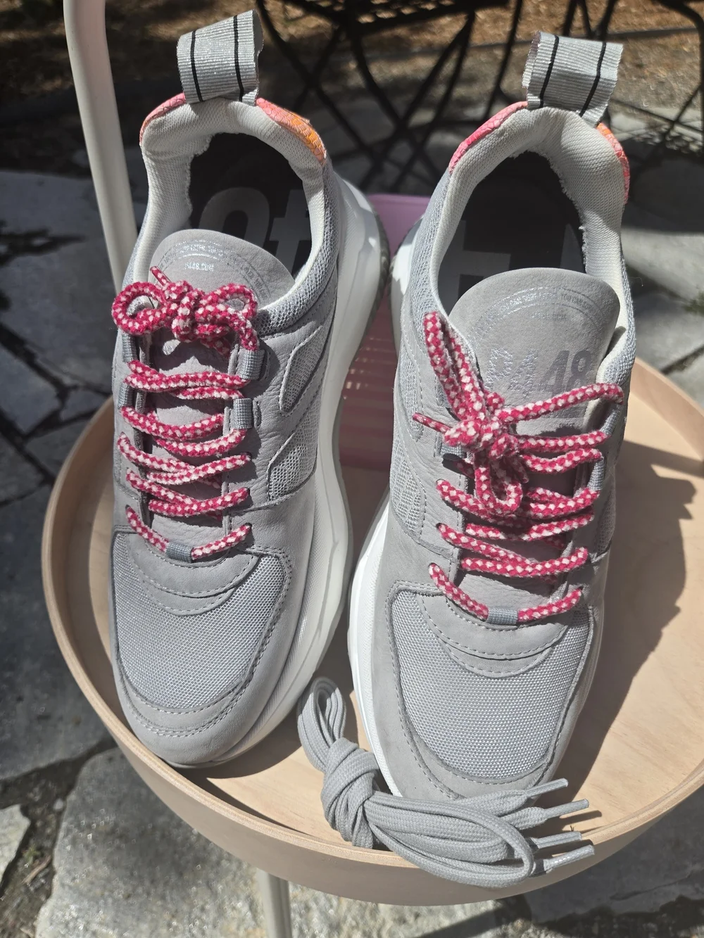 P448 Women's Luke Sneaker — Gray with Pink Accent.